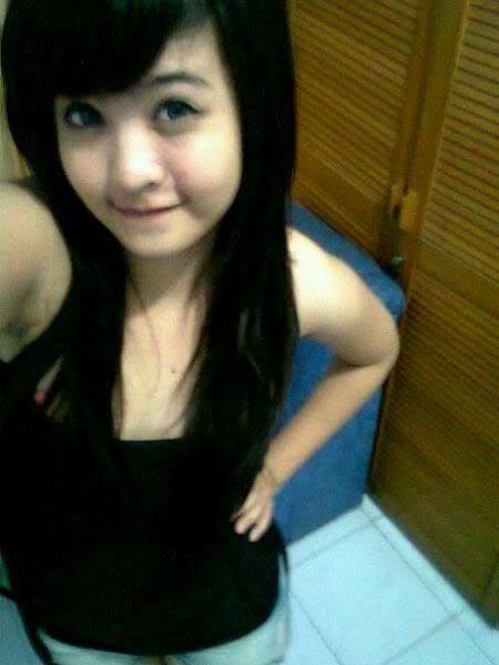 Cerita ngentot terbaru angelina femdom anal squirt